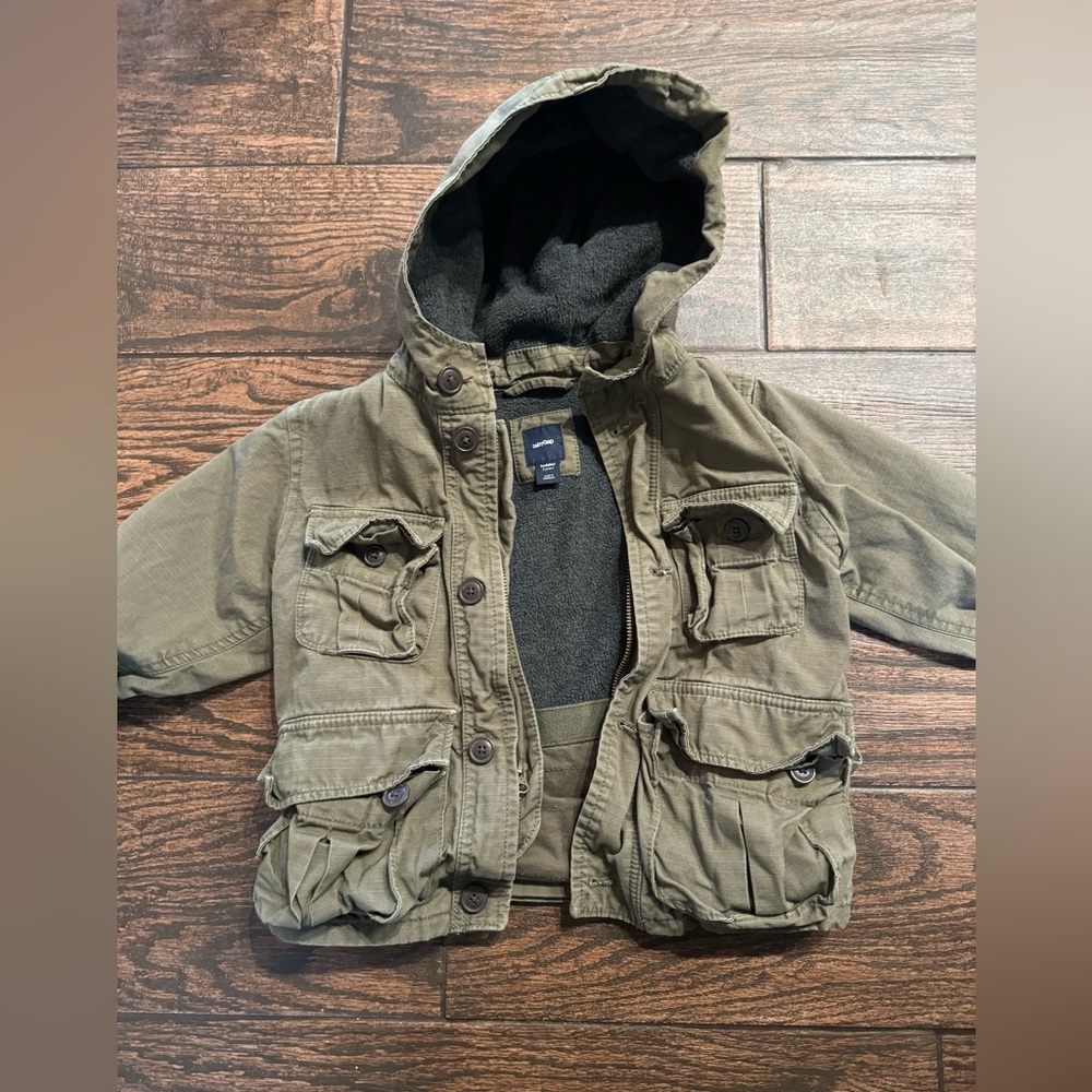 Gap jacket 2t